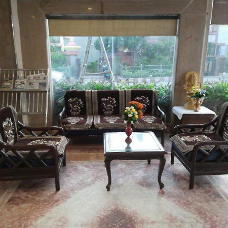 Hotel Surya Beach Inn Puri Exterior photo