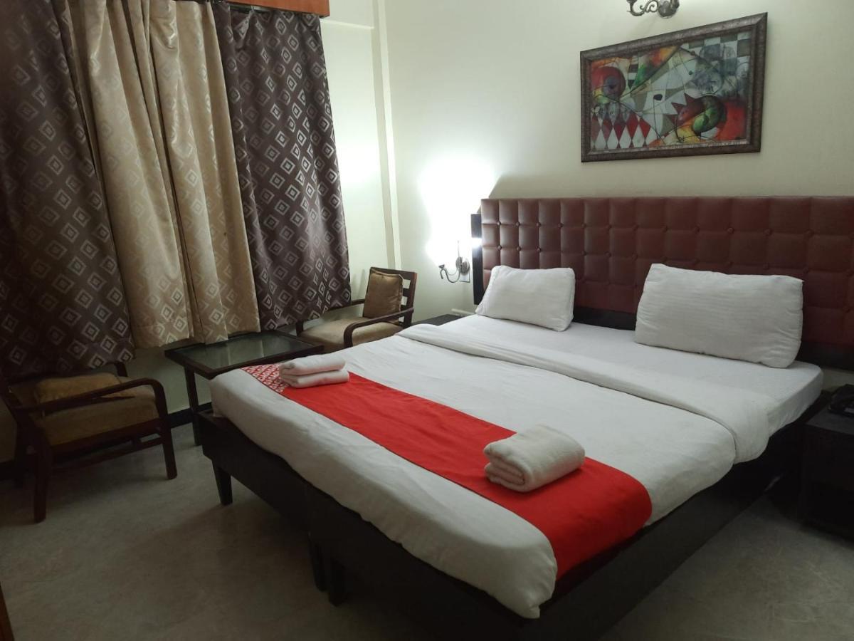 Hotel Surya Beach Inn Puri Exterior photo