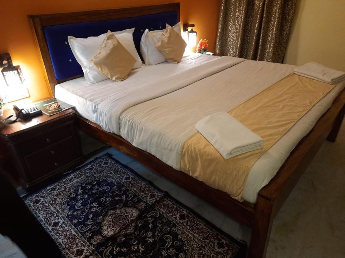 Hotel Surya Beach Inn Puri Exterior photo