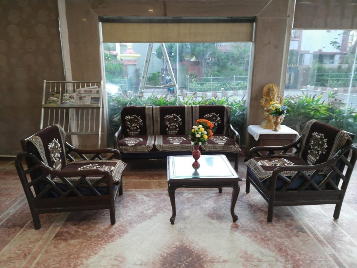 Hotel Surya Beach Inn Puri Exterior photo