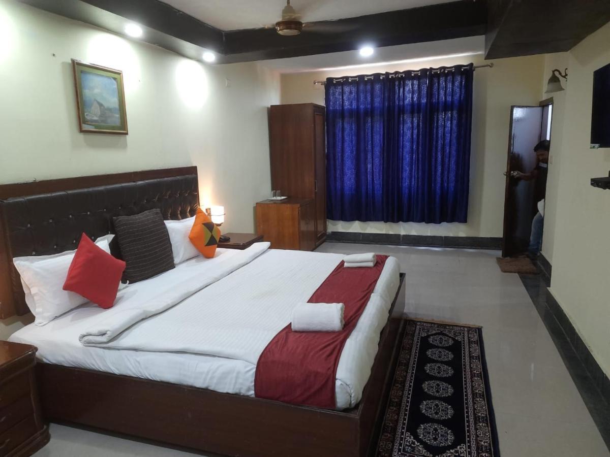 Hotel Surya Beach Inn Puri Exterior photo